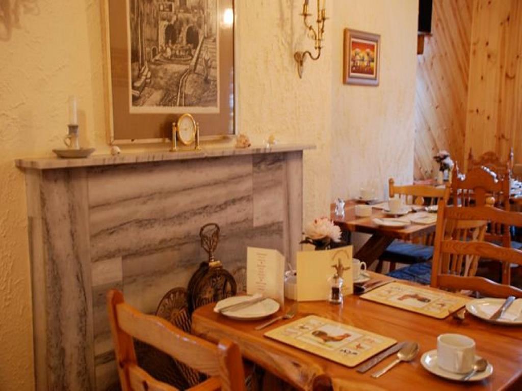 Hawthorn House Guesthouse Кенмеър Екстериор снимка