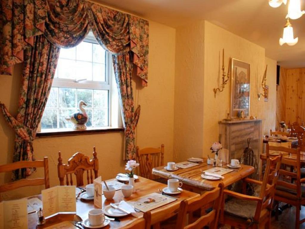 Hawthorn House Guesthouse Кенмеър Екстериор снимка